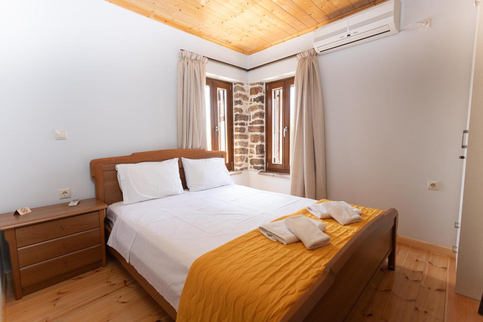 To Spiti Sto Castro Daire Nafpaktos Dış mekan fotoğraf