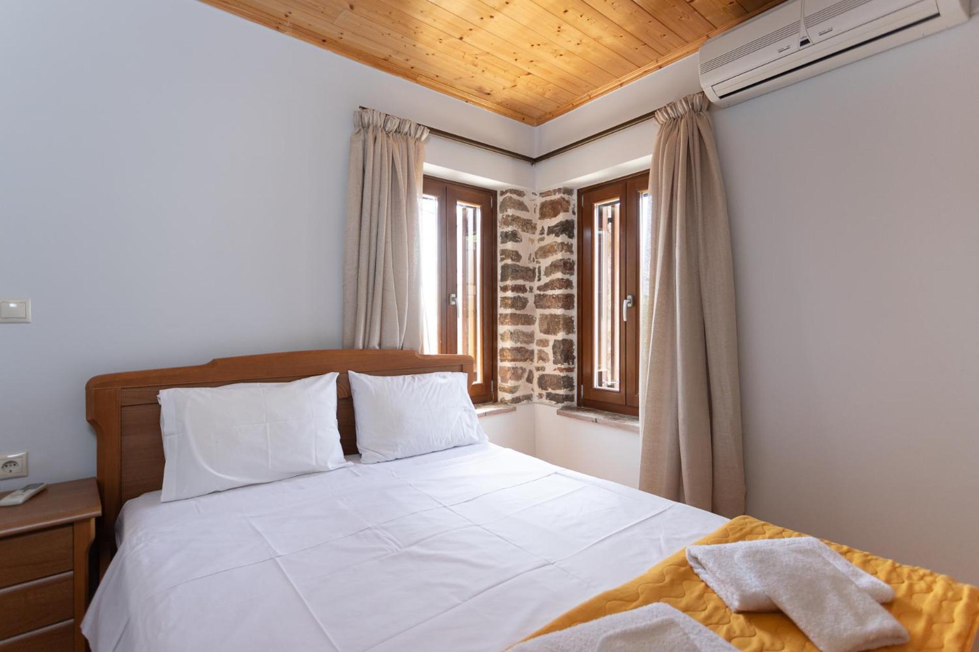 To Spiti Sto Castro Daire Nafpaktos Dış mekan fotoğraf
